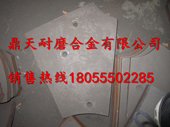 山東建機(jī)JS500強(qiáng)制式攪拌機(jī)弧襯板、中刮刀、側(cè)刮刀最新報(bào)價(jià)