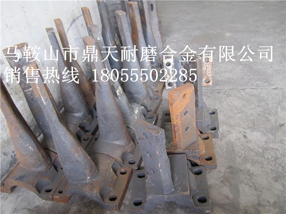 韶關(guān)新宇750強(qiáng)制式攪拌機(jī)端襯板、中葉片、側(cè)拌葉廠家直銷