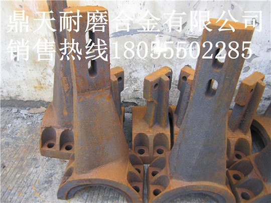 山東圓友攪拌機(jī)口襯板、山東圓友側(cè)拌葉、攪拌臂優(yōu)惠供應(yīng)