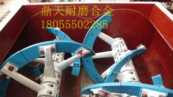 馬鞍山廠家供應(yīng)南方路機(jī)120站攪拌配件，優(yōu)質(zhì)中拌葉片、底襯板
