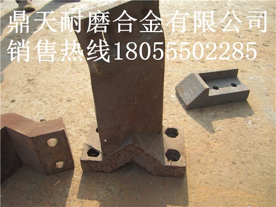 山東路達(dá)瀝青攪拌機(jī)襯板配件，山東路達(dá)拌合機(jī)葉片配件供貨商