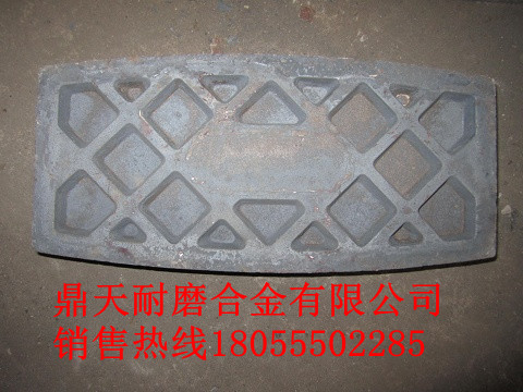 網(wǎng)上推廣瑞士阿曼瀝青拌合機(jī)配件，瑞士阿曼高鉻襯板、拌葉片