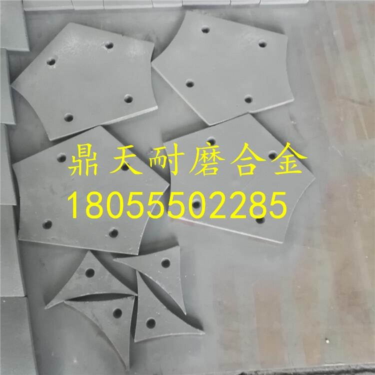 成都金瑞襯板 成都金瑞攪拌機配件耐磨弧襯板 端襯板生產(chǎn)廠家
